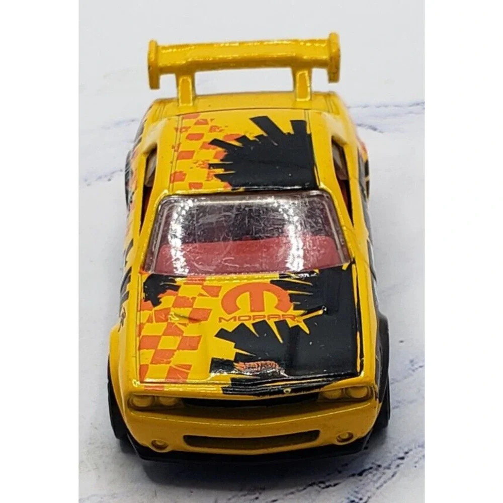 Dodge Challenger Drift Car Hot Wheels 2014 Off Road #107 Yellow PR5 1:64 Loose
